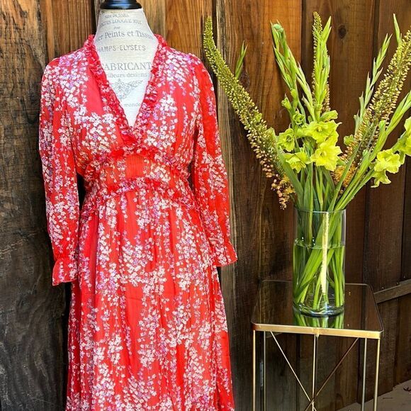 RED FLORAL RUFFLED LONG SLEEVED DRESS Size S M  BNWT - Picture 1 of 9